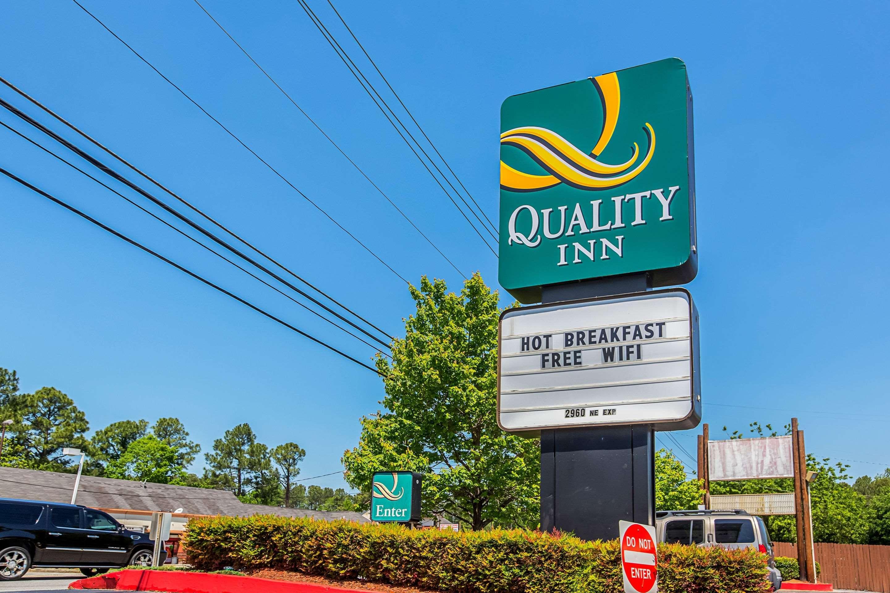 Quality Inn Atlanta Northeast I-85 Чембли Экстерьер фото