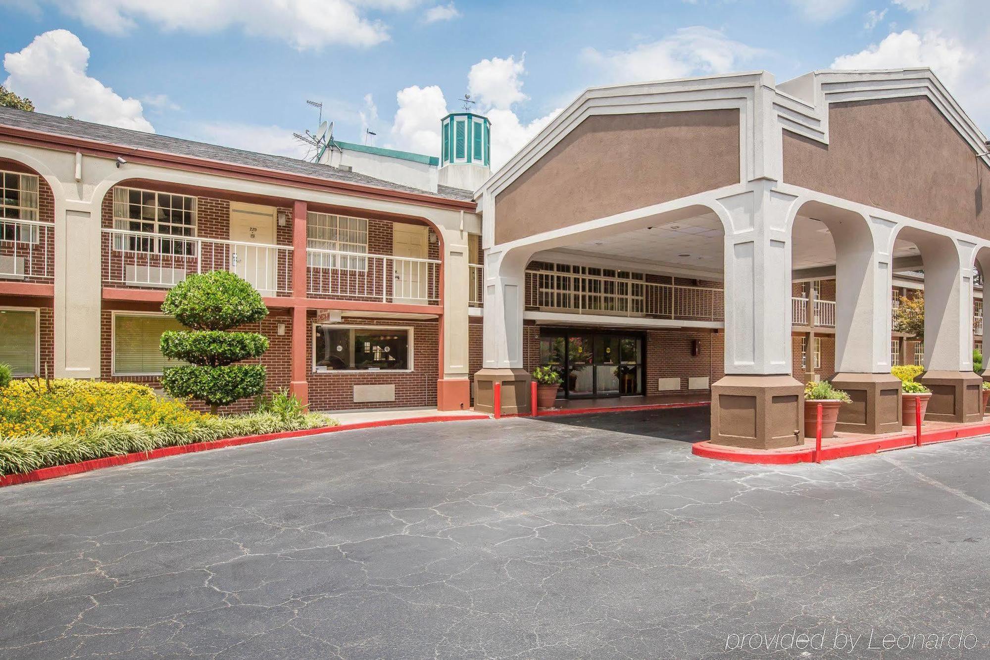 Quality Inn Atlanta Northeast I-85 Чембли Экстерьер фото