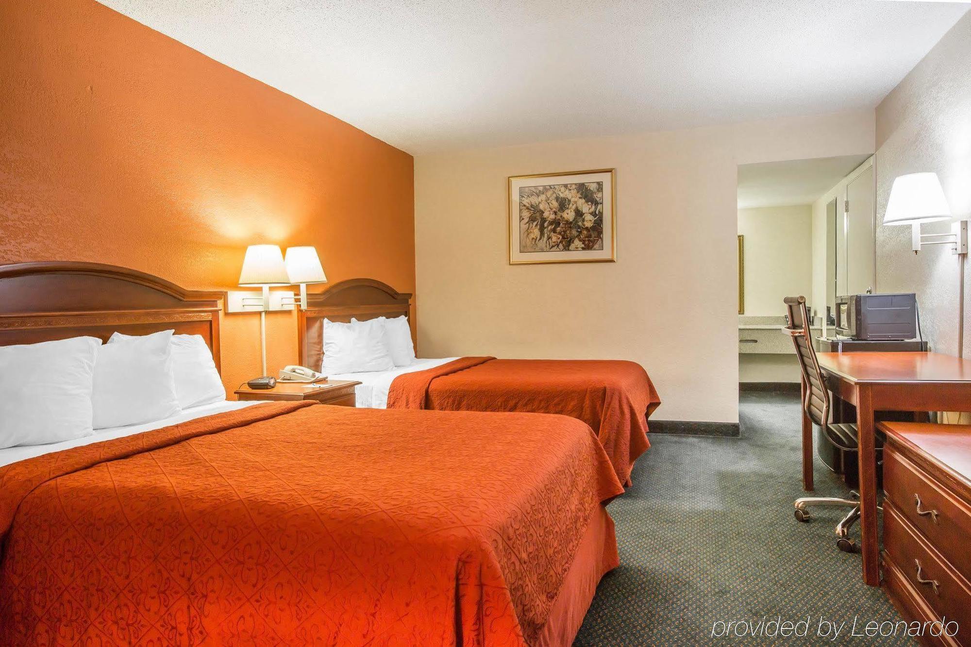 Quality Inn Atlanta Northeast I-85 Чембли Экстерьер фото